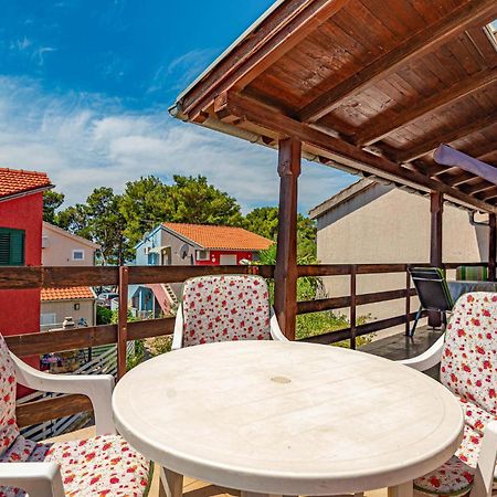 Pet Friendly Apartment In Jadrija With Wifi Bagian luar foto
