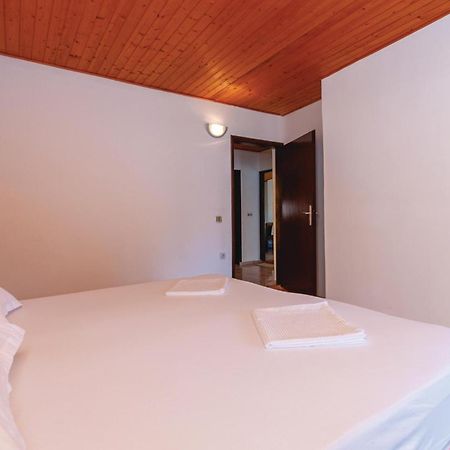 Pet Friendly Apartment In Jadrija With Wifi Bagian luar foto